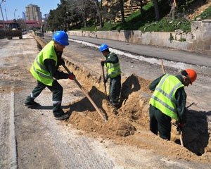 Копка траншеи в ручную, земельные работы
