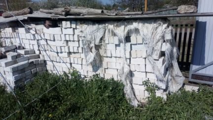 Кирпич
