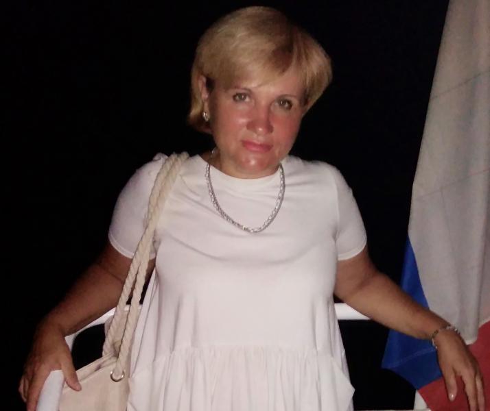 Предлагаю услугу няни, гувернантки, репетитора