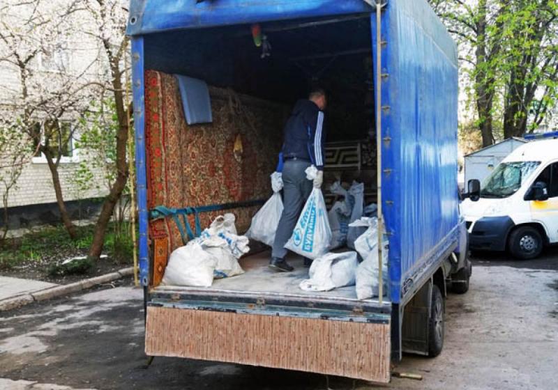 Вывоз мусора с грузчиками Вывоз мусора с грузчиками