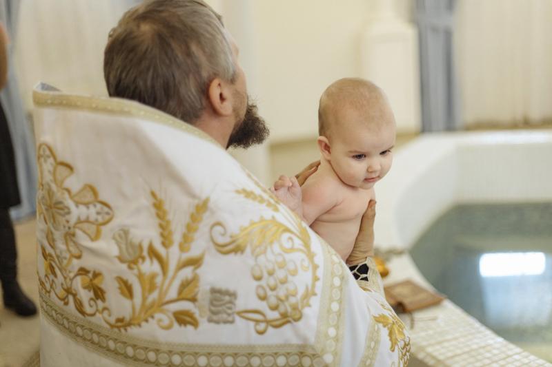 Фотограф на крещение, свадьбы, выписки из роддома
