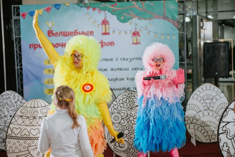 Раздача промоматериалла 