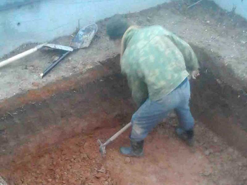 Разнорабочие и грузчики 