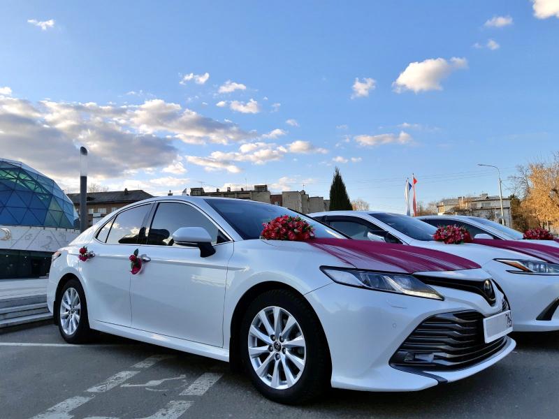 Свадебный кортеж Toyota Camry XV70