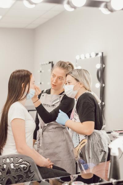 Курс: Архитектура и дизайн бровей