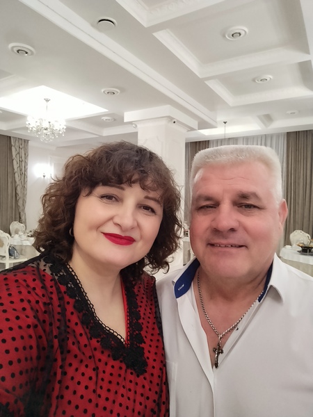 Ведущая (тамада) и Певец на Ваш Праздник
