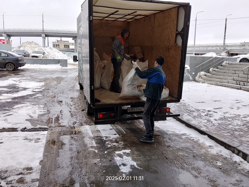Грузчики. Вывоз строительного мусора. Вывоз строительного мусора ГАЗелью. Вывоз строительного мусора Трёх Тоником.