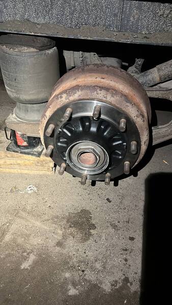 Выездной автосервис техническая помощь на дороге