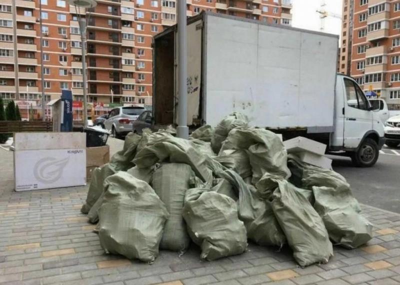 Вывоз мусора Газелью с грузчиками