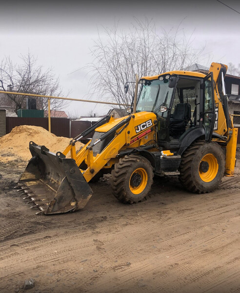Экскаватор-погрузчик аренда JCB 3сх возможен гидромолот