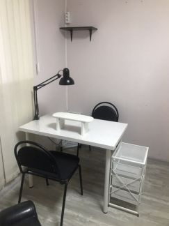 Аренда места мастера маникюра и педикюра