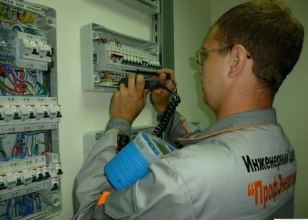 Профессиональный электрик, без вредных привычек