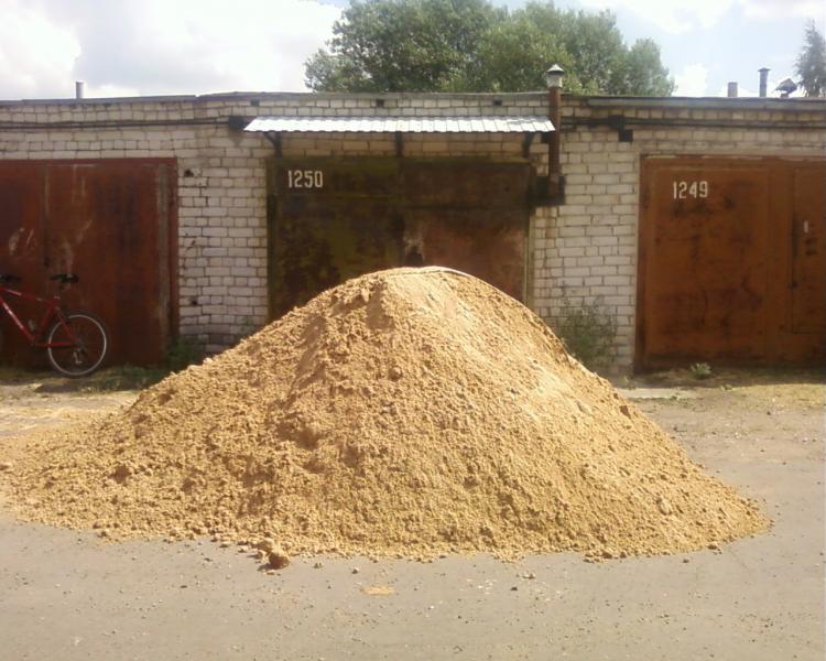 Щебень,грунт гравий, песок, керамзит, бетон, пгс,чернозём.  