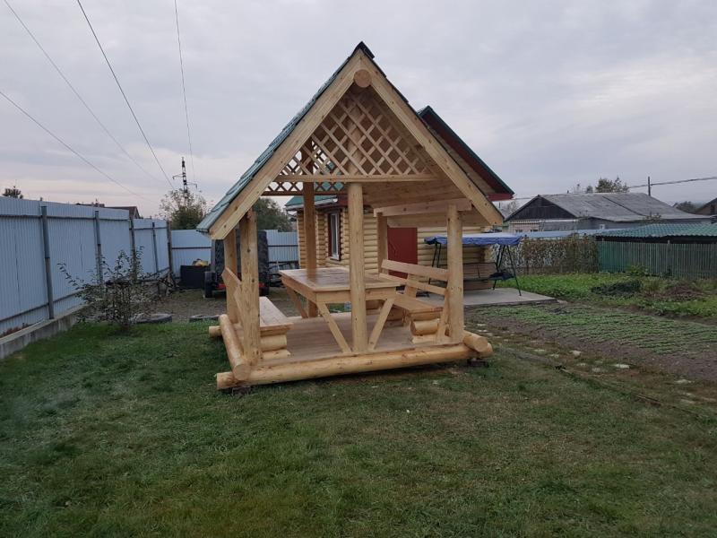 Плотник:короб,подиум,полы,плинтуса,лестницы,перила