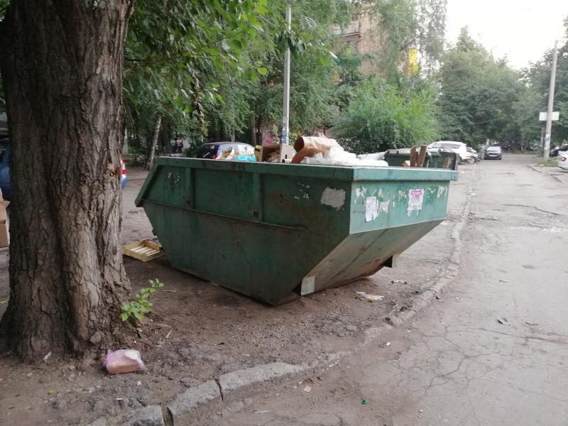 Вывоз мусора контейнер бункер 