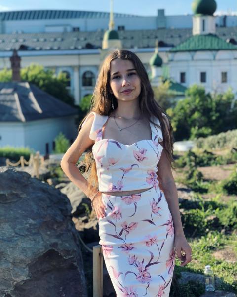 Репетитор русский, математика начальная и средняя школа